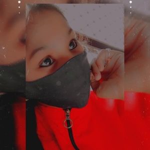 Meet your Posher, Isha